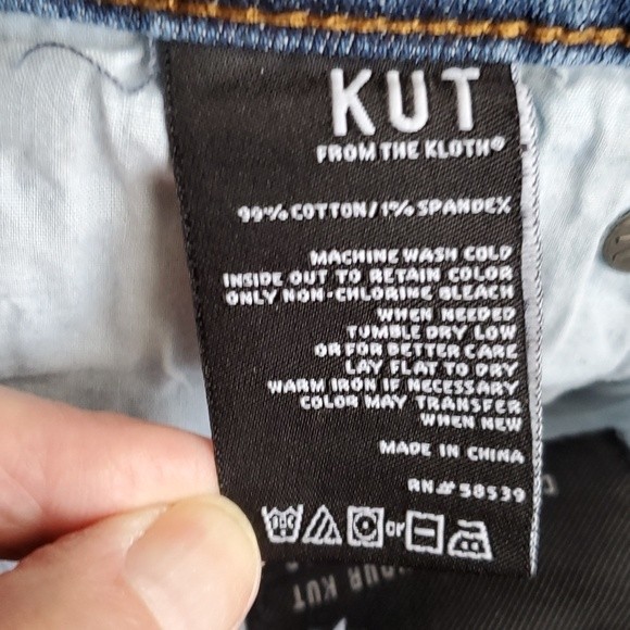 Kut from the Kloth Distressed Catherine Boyfriend Jeans Size 6 - Picture 11 of 13